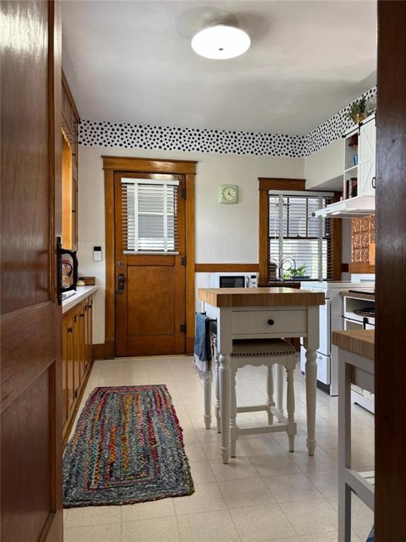 418 Parkway Street Property Photo 10