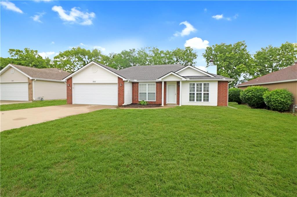 1215 Fox Run Drive Property Photo