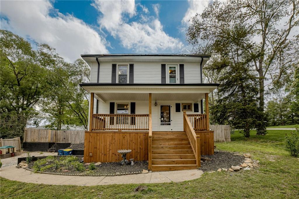 90 N Ridge Avenue Property Photo 1