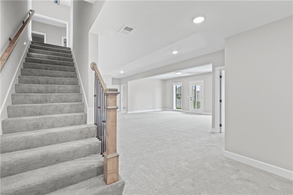 10205 N Winchester Avenue Property Photo 25