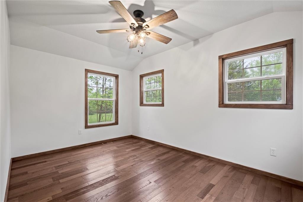 13 S Lakeside Circle Property Photo 8