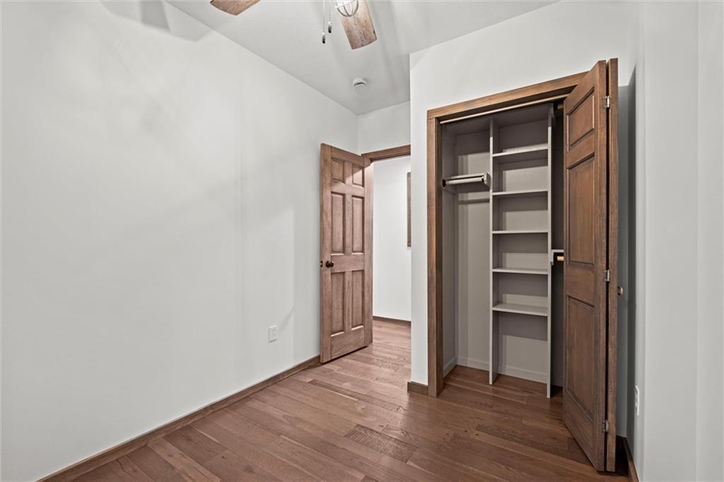 13 S Lakeside Circle Property Photo 14