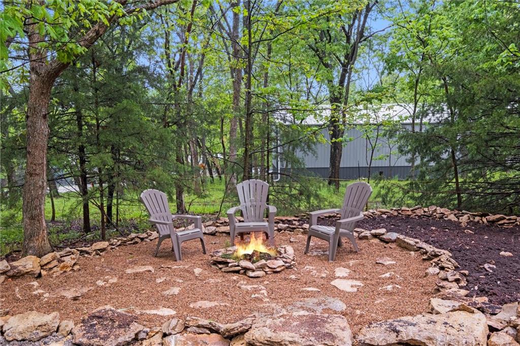 13 S Lakeside Circle Property Photo 24