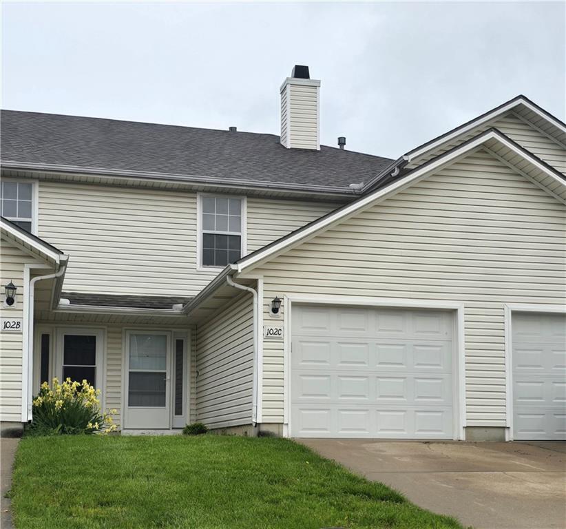 102 Ne Sunshine Street Property Photo