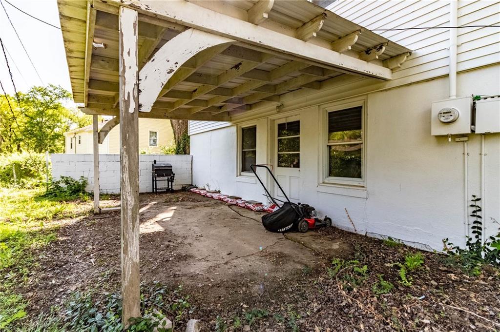 1007 Vest Drive Property Photo 8