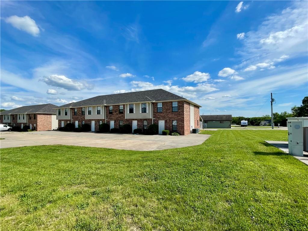 596 Se 105th Road Property Photo 8