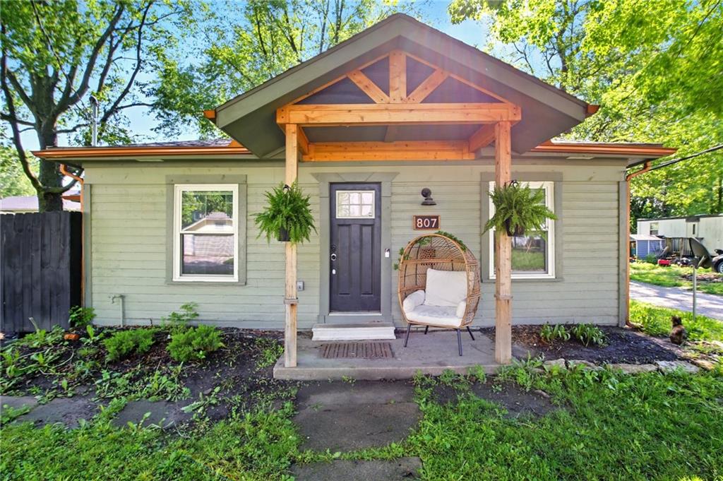 807 4th Street Property Photo