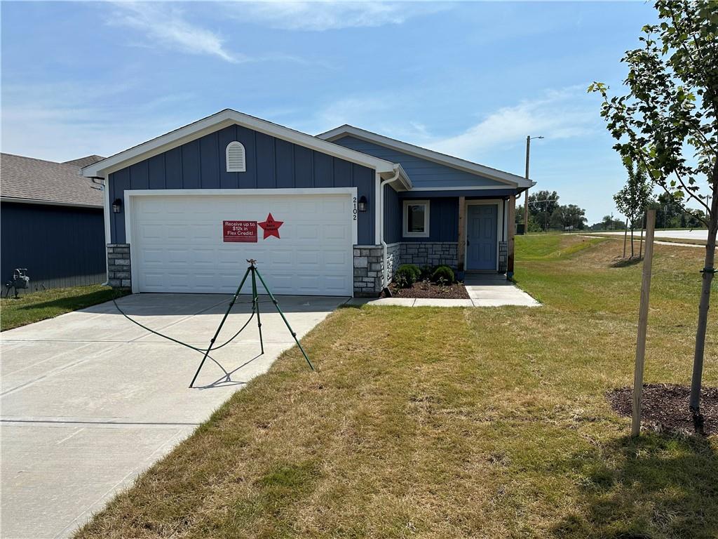 2102 Brook Ridge Circle Property Photo 1