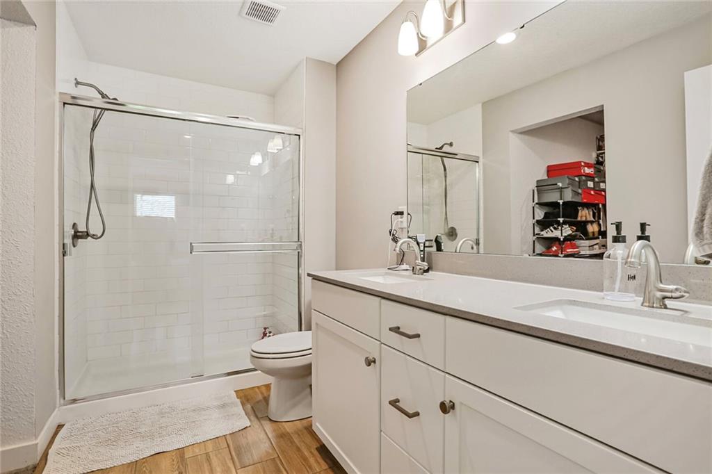 27614 E Red Fox Street Property Photo 16