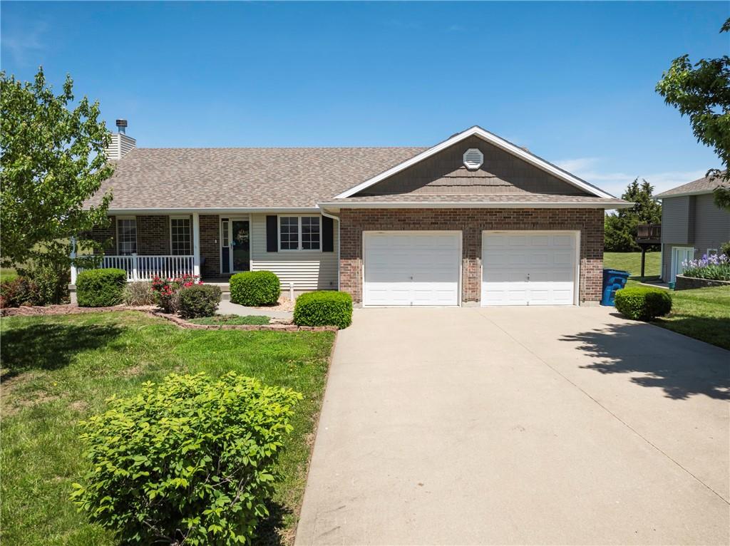 121 Sw 95 + Two Lots Road Property Photo