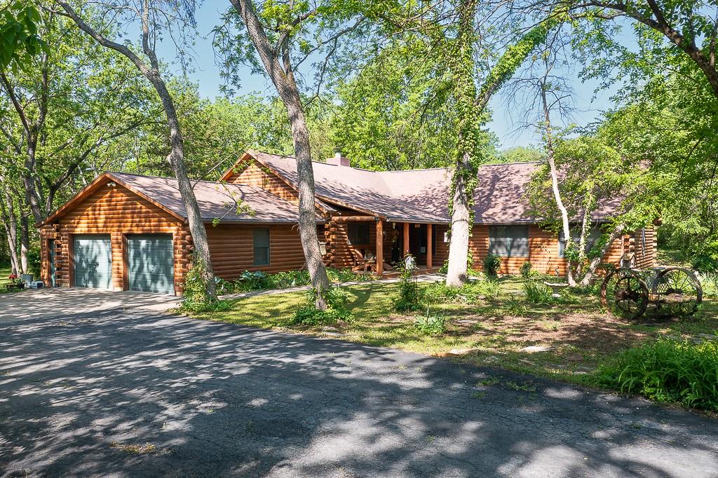 655 N 1495 Road Property Photo 1