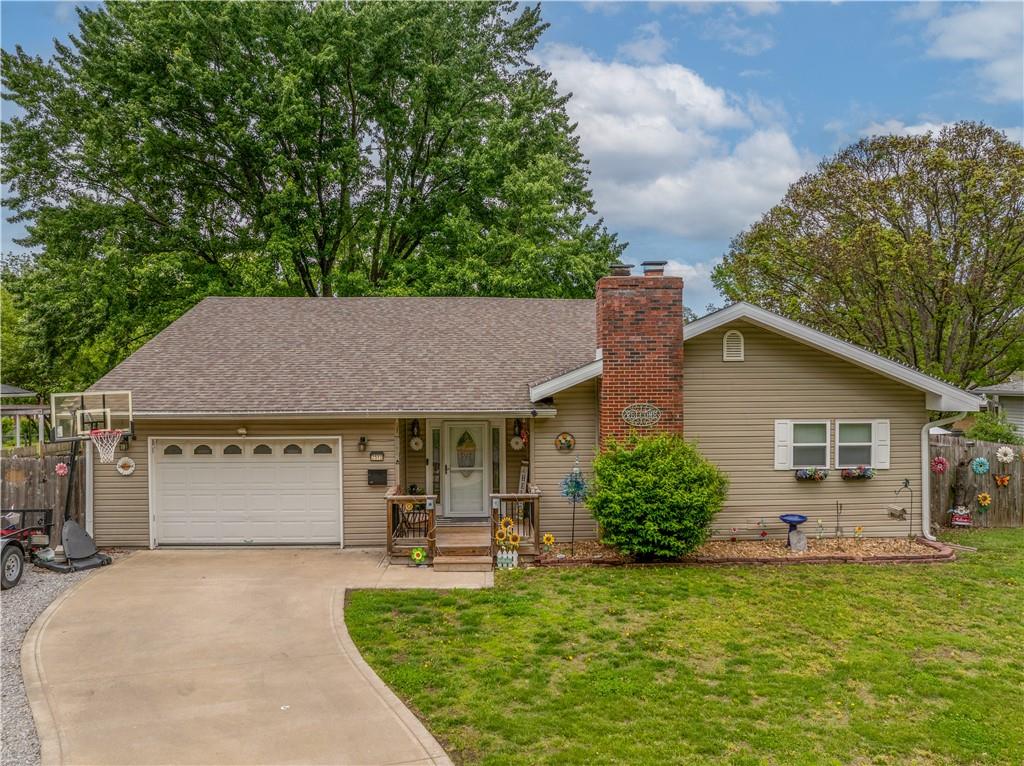 2510 Stephenson Avenue Property Photo 1