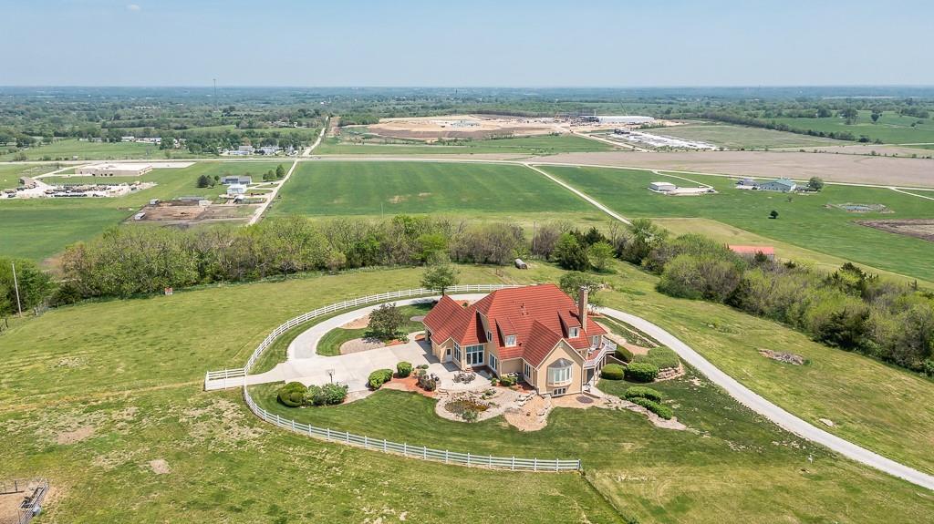 17029 Chieftain Road Property Photo 1