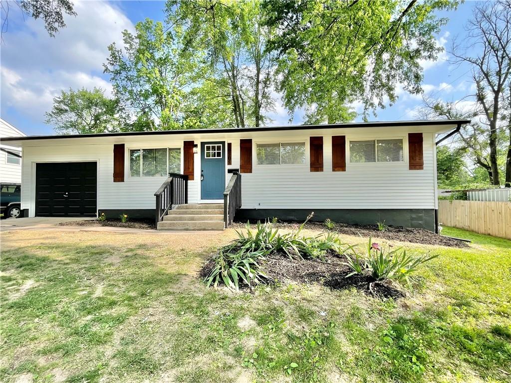 18505 E 6th Street Property Photo
