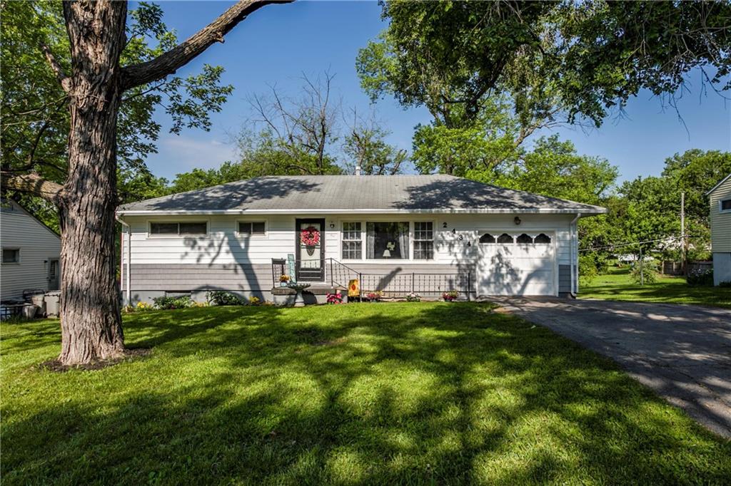 2434 S 47th Drive