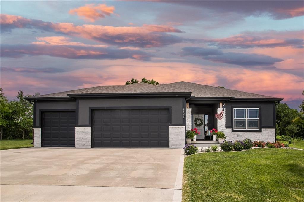 11809 E Ridgeview Court Property Photo 1