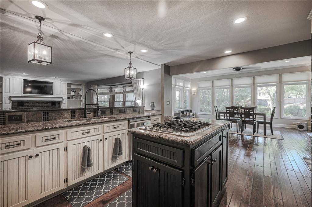 1601 Ne 98th Street Property Photo 1
