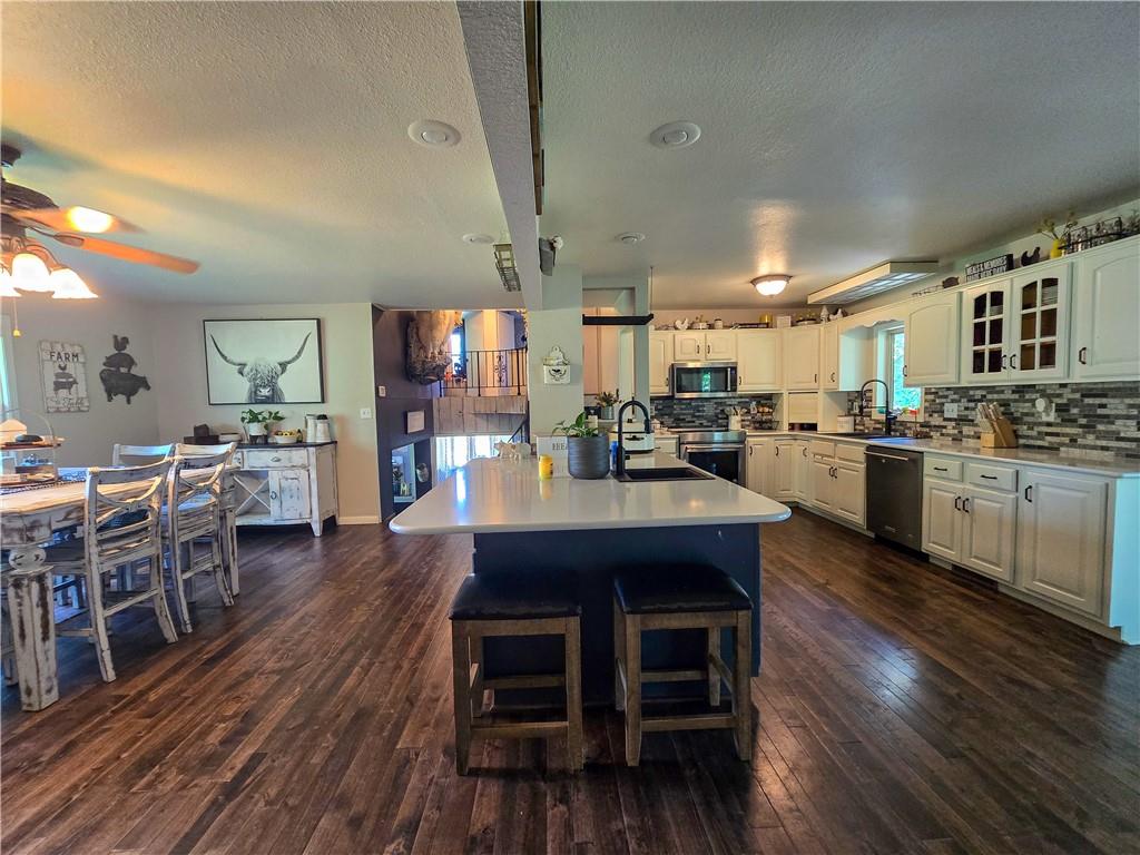 1067 56 Highway Property Photo 6