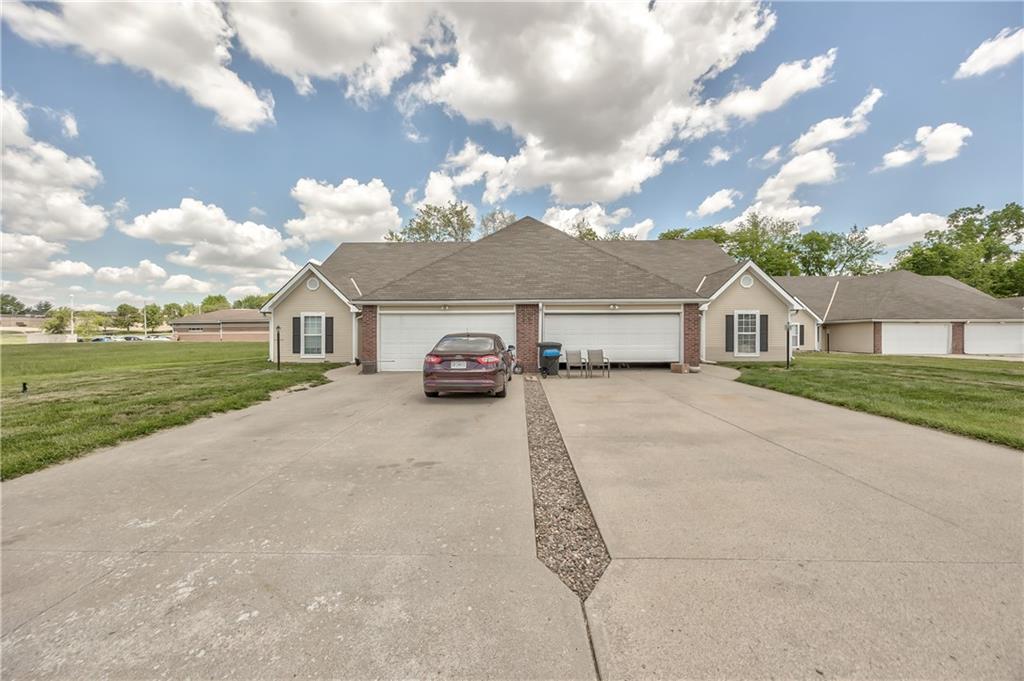 4607 Hunters Glen Drive Property Photo