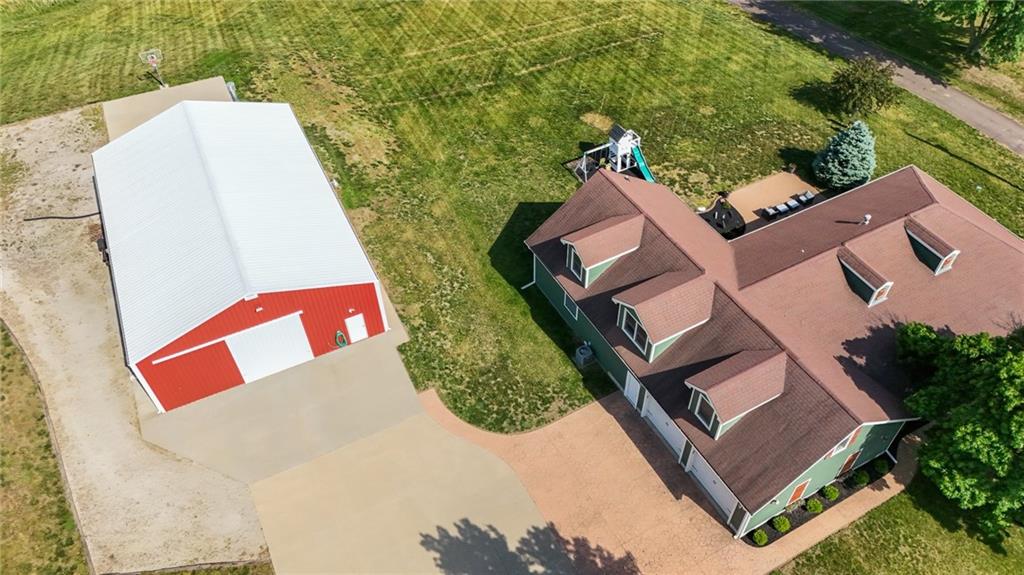16805 266th Road Property Photo 1