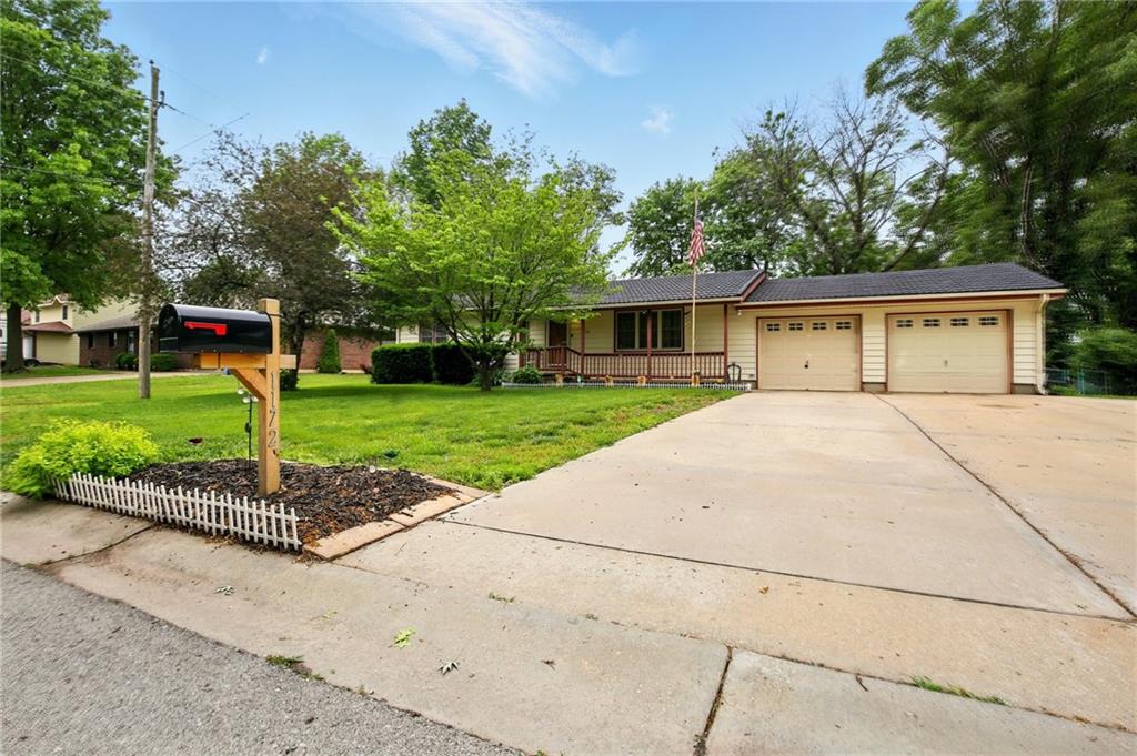 1172 S Delaware Drive Property Photo 1