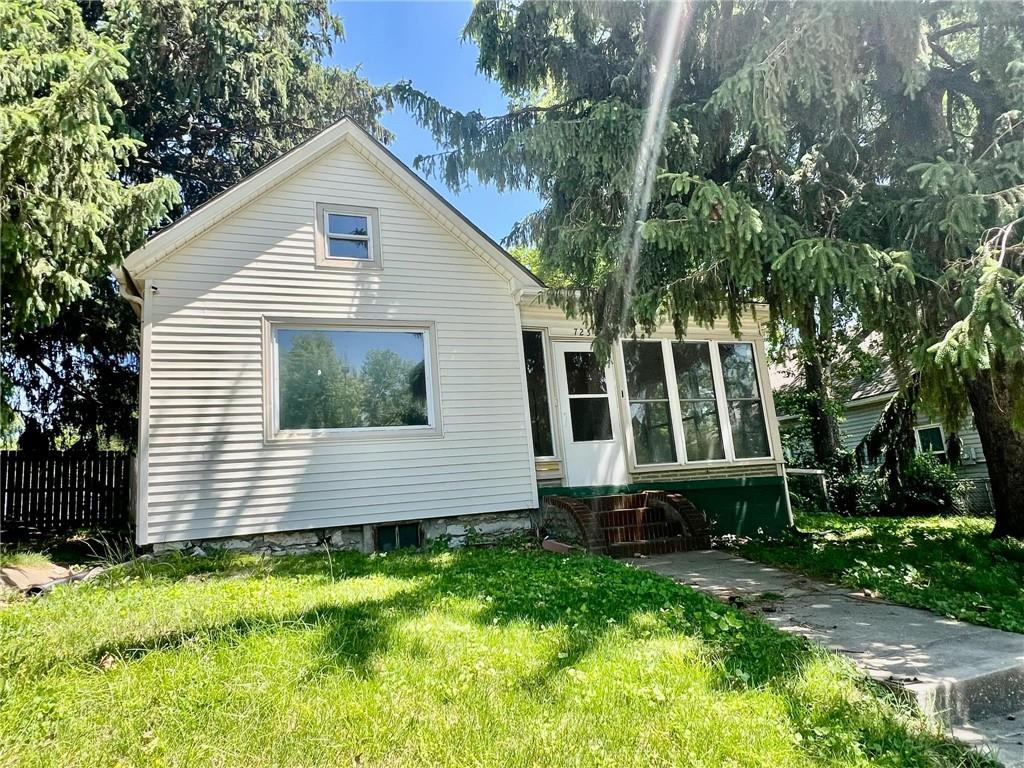 723 N Spring Street Property Photo