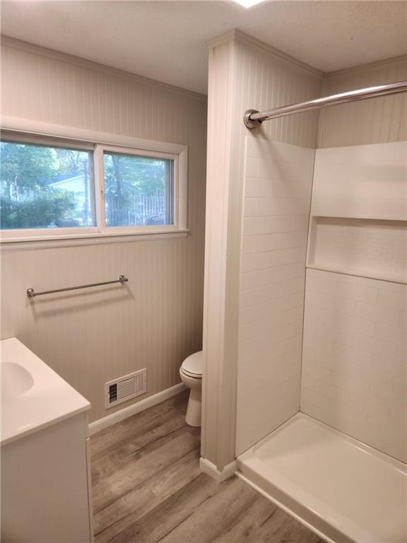 300 Jones Avenue Property Photo 8