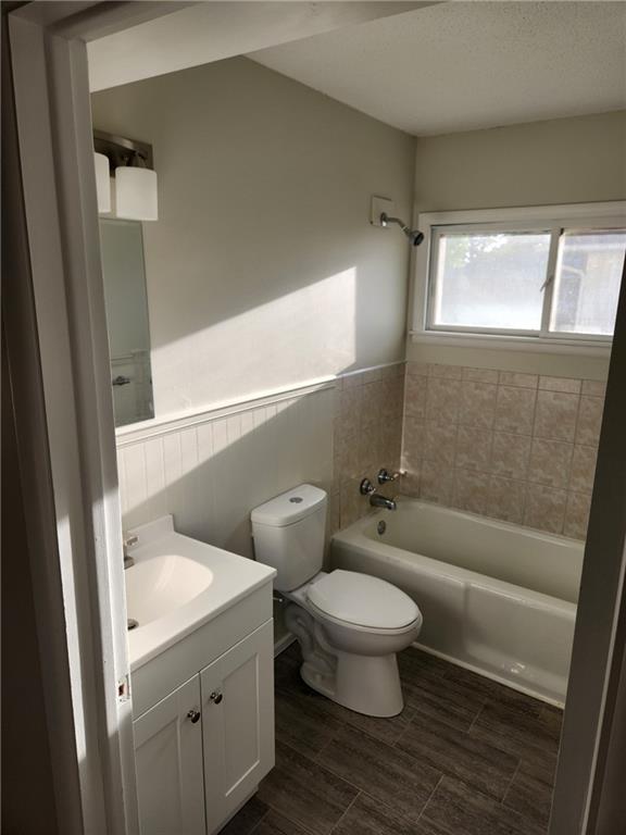 300 Jones Avenue Property Photo 10