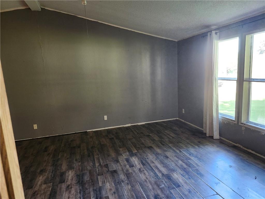 708a Prichard Street Property Photo 8