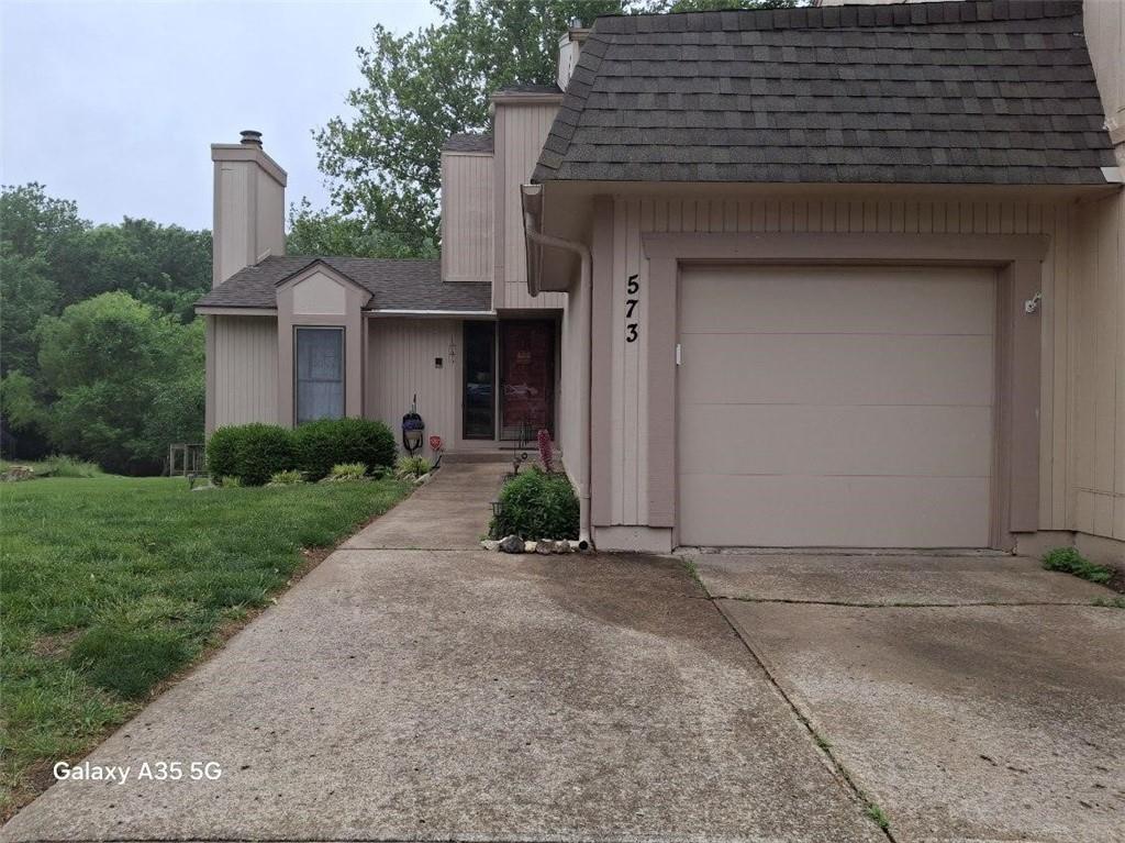 573 Nw Valleybrook Road Property Photo 1
