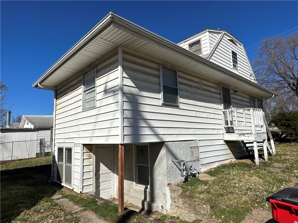 601 W South Avenue Property Photo 1