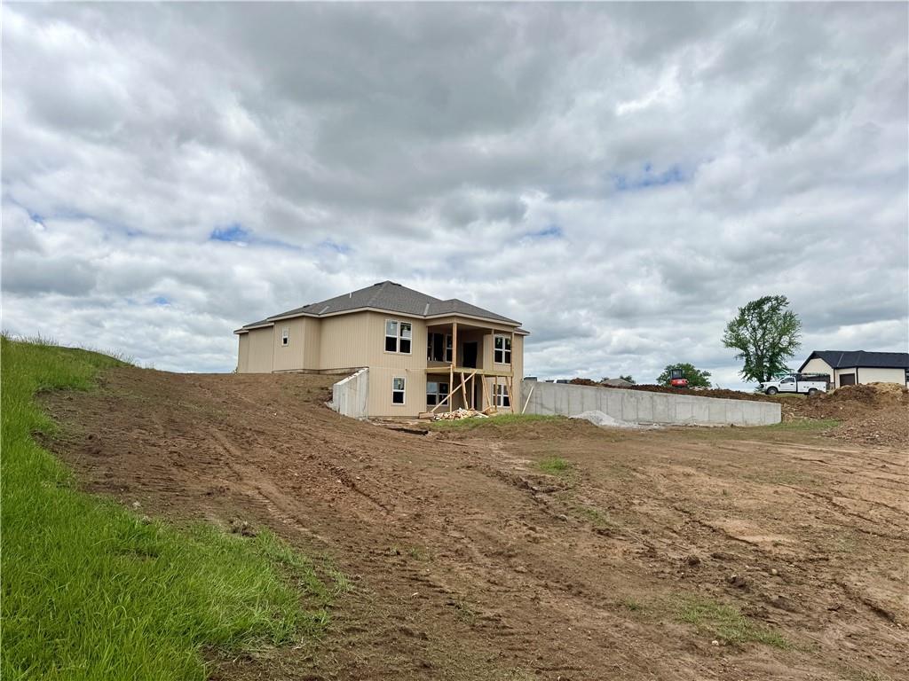 1221 S Desoto Road Property Photo 3