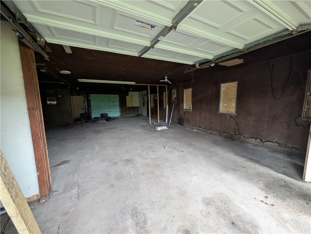 303 N Main Street Property Photo 8