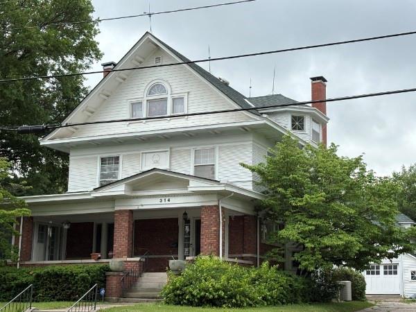 314 E Gay Street Property Photo 1