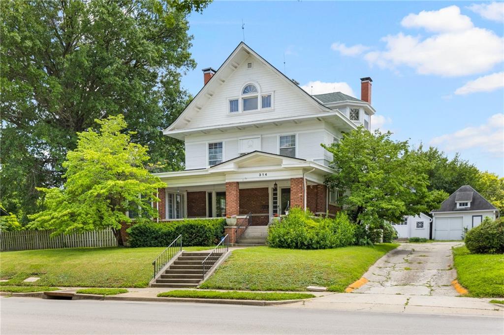 314 E Gay Street Property Photo 1