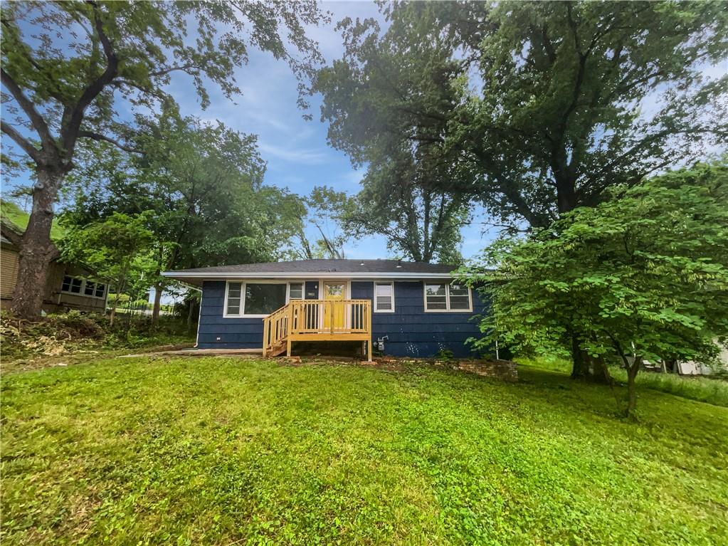 3811 Wyandotte Avenue Property Photo 1