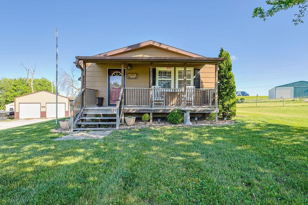 1426 Loveland Drive Property Photo 1