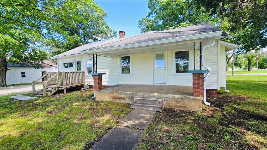 1907 S Horton Street Property Photo 1