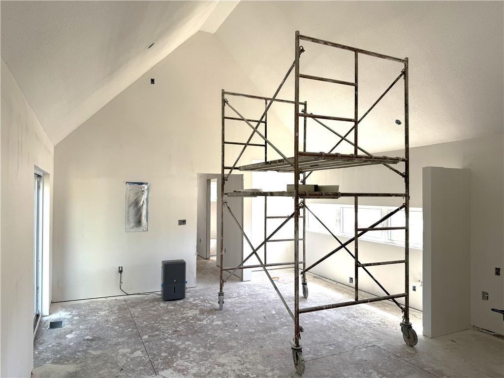 258 Sycamore Drive Property Photo 6