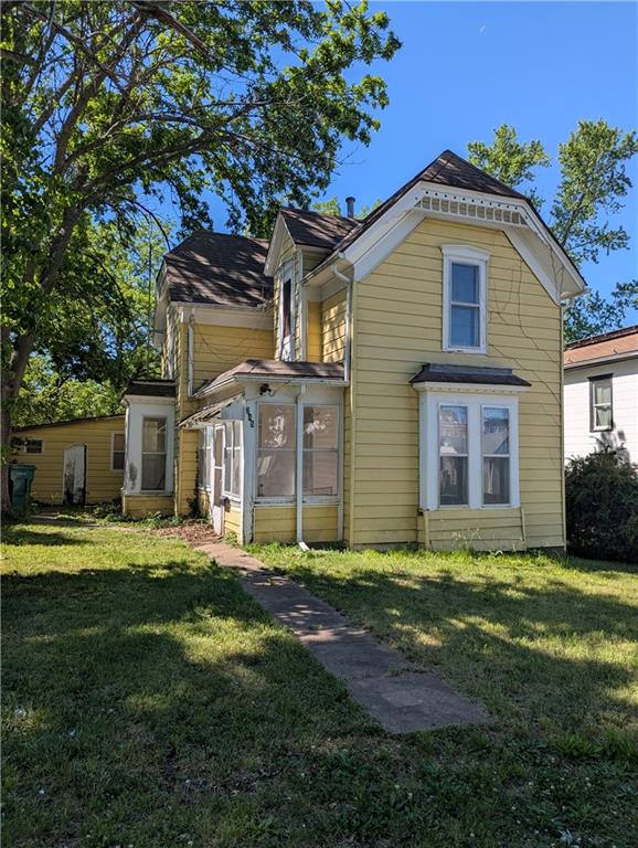245 E 7th Street Property Photo 1