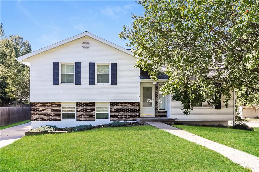 529 Clyde Street Property Photo 1
