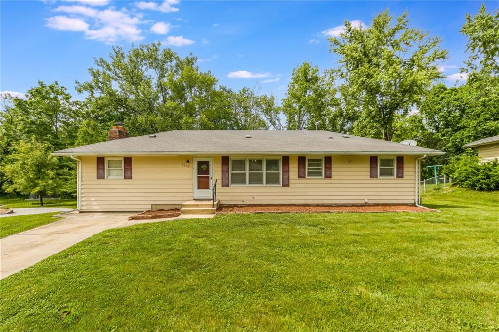 1221 Sunset Street Property Photo 1