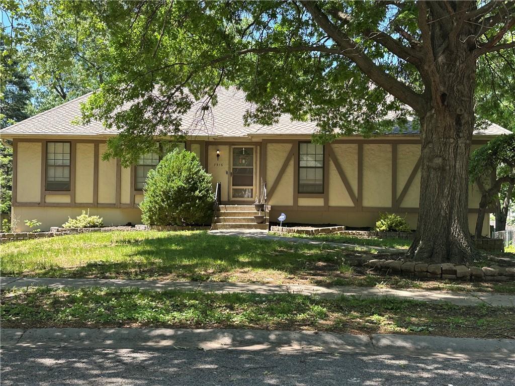 7916 Bradshaw Street Property Photo 1