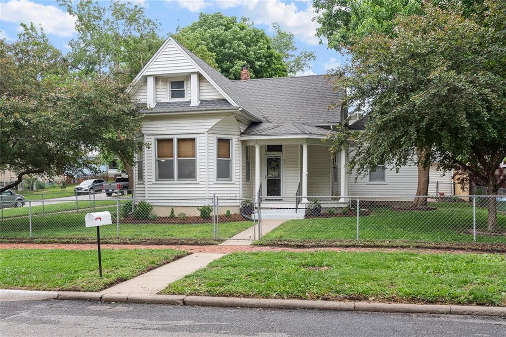 901 S 3rd Street Property Photo 1