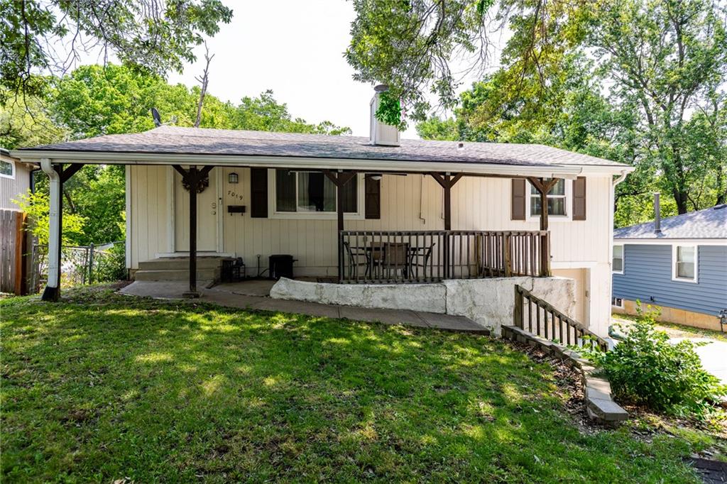 7019 N Pennsylvania Avenue Property Photo 1