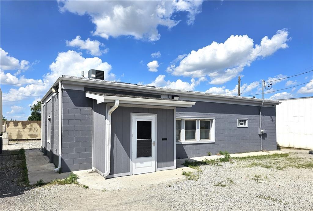 1230 Woodswether Road Property Photo