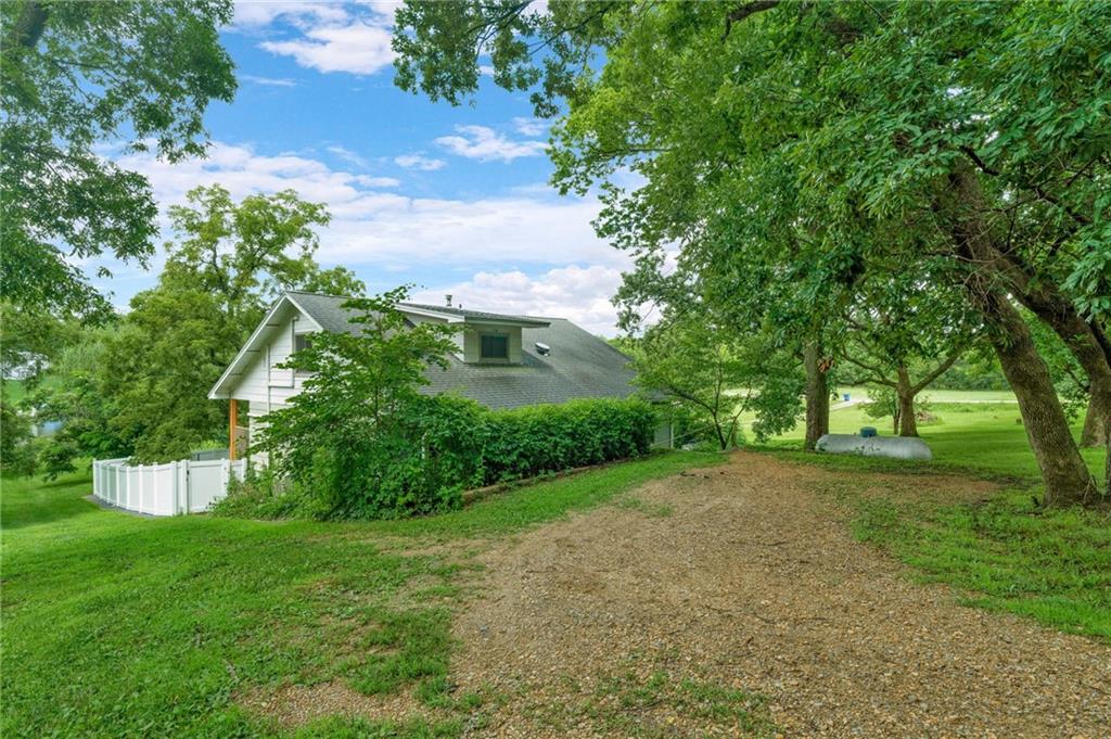 5365 Saratoga Drive Property Photo 1
