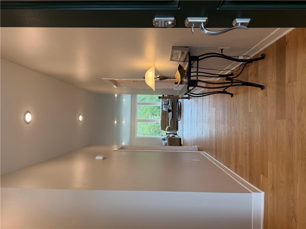 901 Reed Drive Property Photo 3