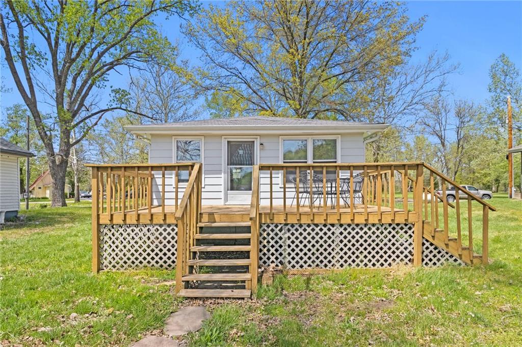 8007 E 256th Street Property Photo 1