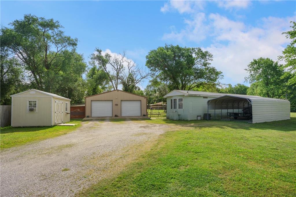 707 Lake Street Property Photo 1